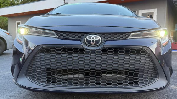 Toyota Corolla LE 2021 (3544) - Imagen 3