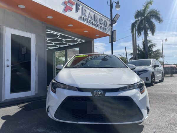 Toyota Corolla LE 2022 (3351C) - Imagen 5