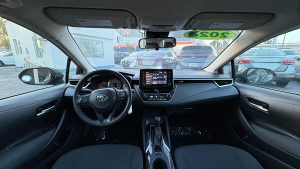 Toyota Corolla LE 2021 (3544) - Imagen 6