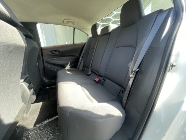 Toyota Corolla LE 2022 (3351C) - Imagen 8