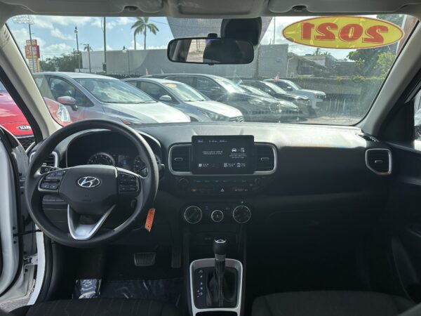 Hyundai Venue SE Sport 2021 (3631B) - Imagen 9