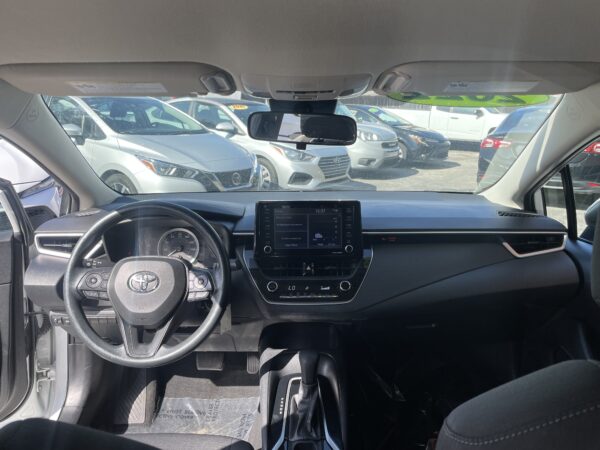 Toyota Corolla LE 2022 (3351C) - Imagen 9
