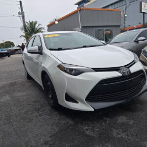 Toyota Corolla LE 2018 (4064)