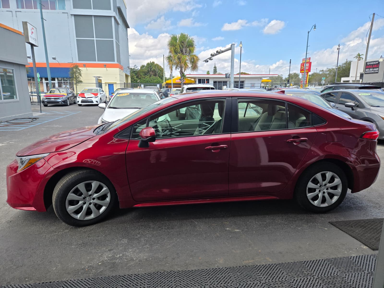 Toyota Corolla LE 2022 (4057) - Imagen 7