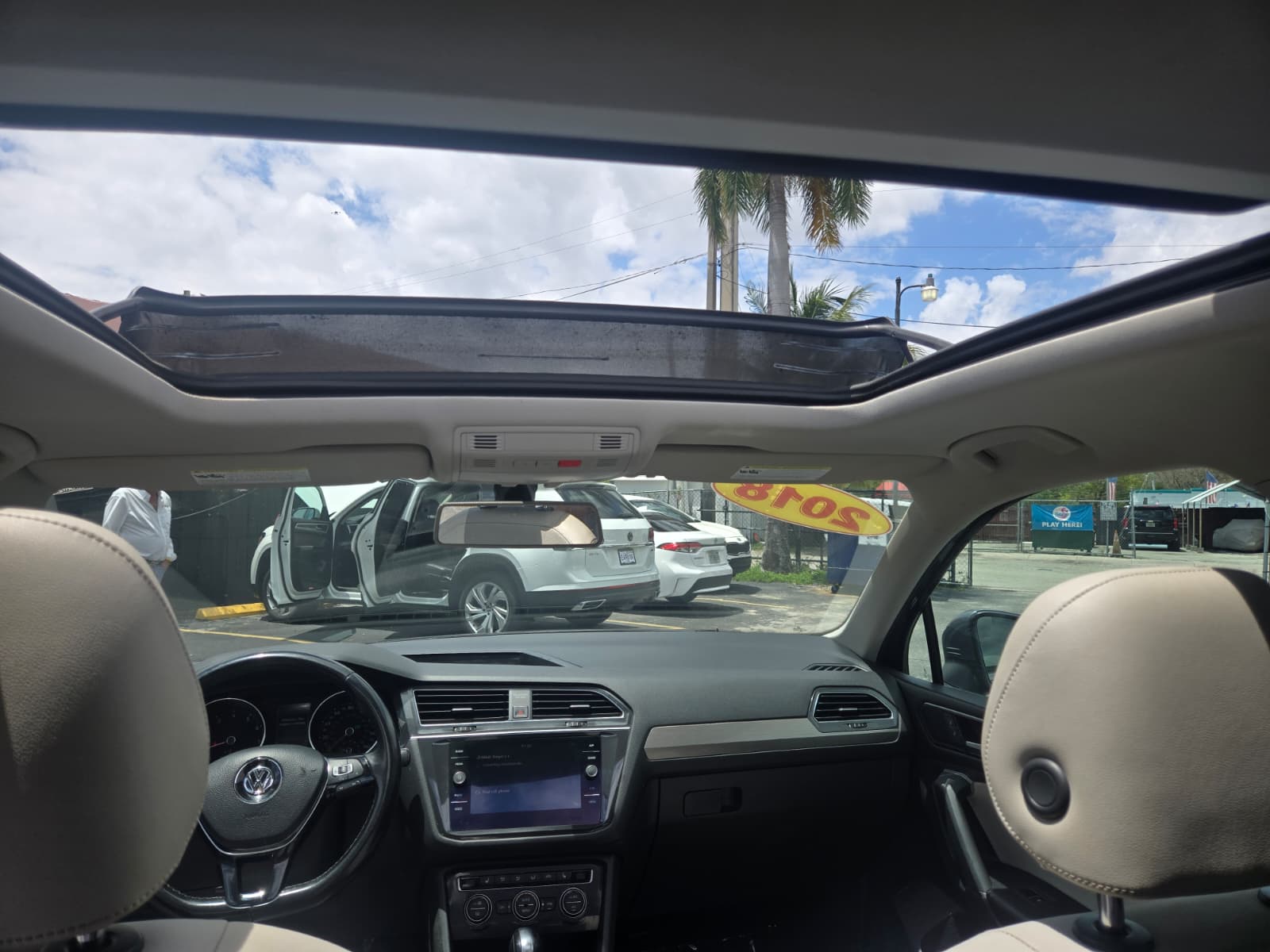 Volkswagen Tiguan SE 2018 (4085B) - Imagen 14