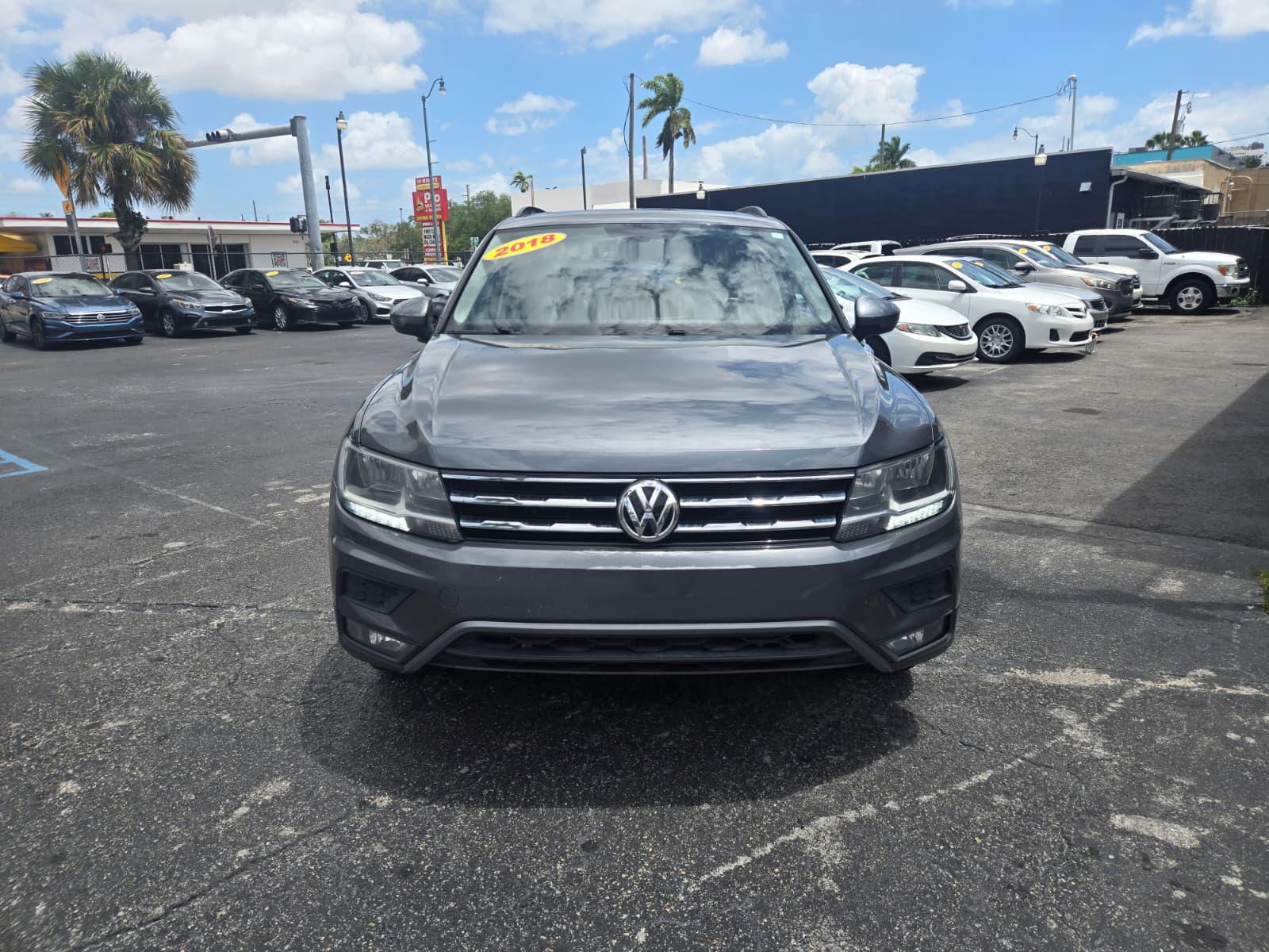 Volkswagen Tiguan SE 2018 (4085B) - Imagen 3