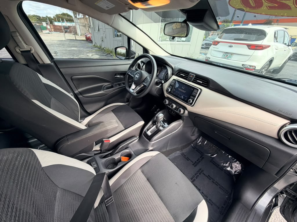 Nissan Versa SV 2020 (3711D) - Imagen 11