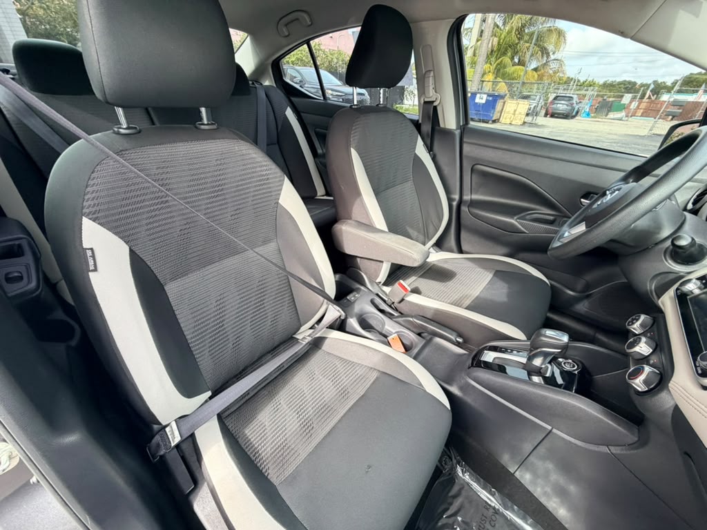 Nissan Versa SV 2020 (3711D) - Imagen 12