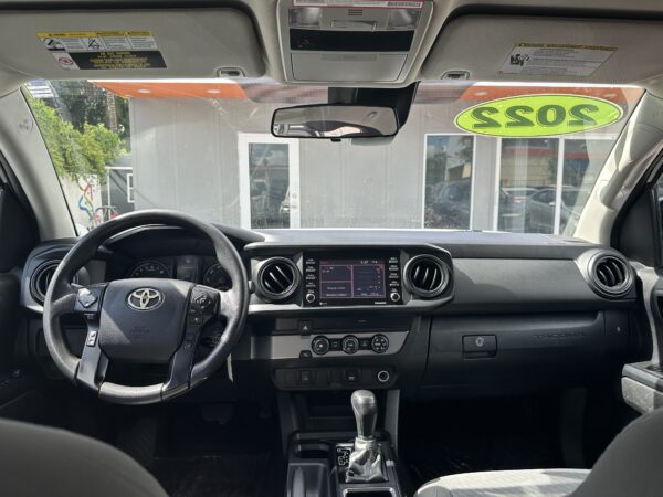 Toyota Tacoma Access Cab SR5 Pickup 2022 (3720D) - Imagen 11