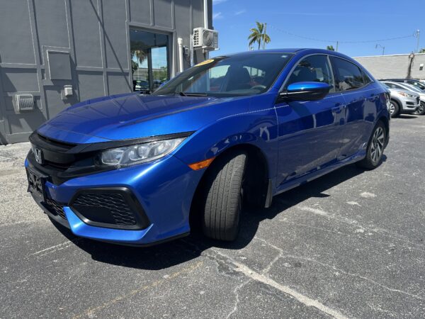 Honda Civic LX Hatchback 2019 (3763B) - Imagen 3