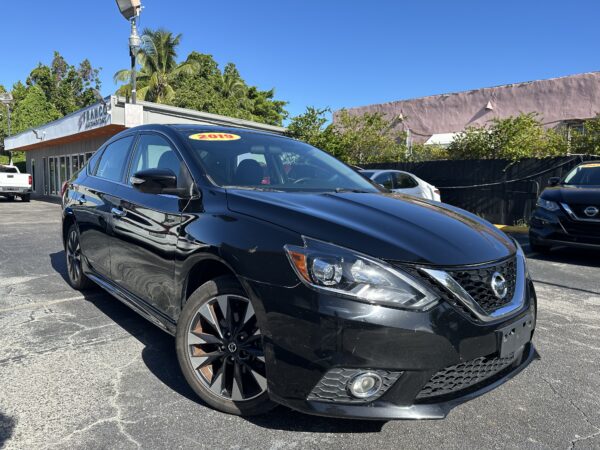 Nissan Sentra SR 2019 (3904C) - Imagen 4