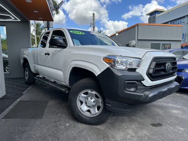 Toyota Tacoma Access Cab SR5 Pickup 2022 (3720D) - Imagen 5