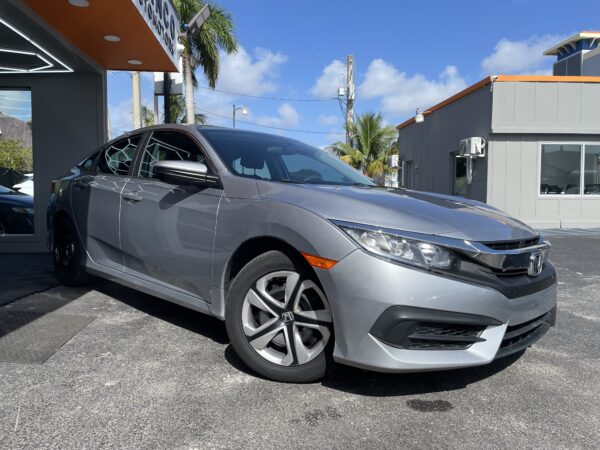Honda Civic LX 2017 (3901B) - Imagen 5