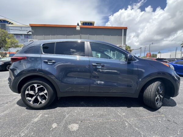 Kia Sportage LX Sport 2021 (3948B) - Imagen 5