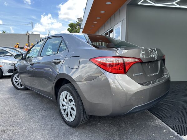 Toyota Corolla 2019 (3922B) - Imagen 6