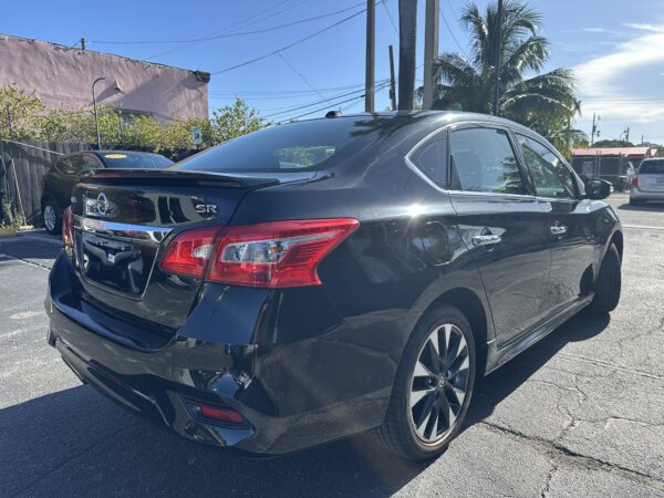 Nissan Sentra SR 2019 (3904C) - Imagen 6
