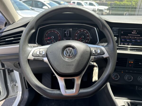 Volkswagen Jetta 1.4T S 2019 (3875B) - Imagen 7