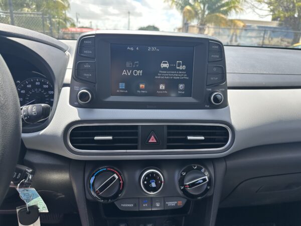 Hyundai Kona SE 2021 (3632C) - Imagen 8