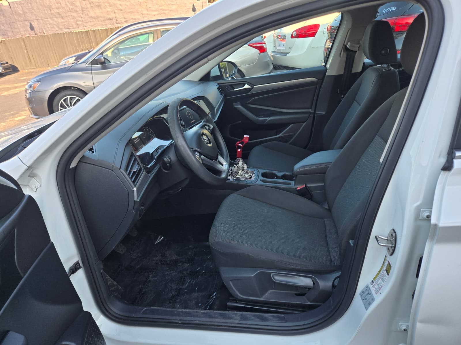 Volkswagen Jetta 1.4T S 2019 (3875c) - Imagen 11