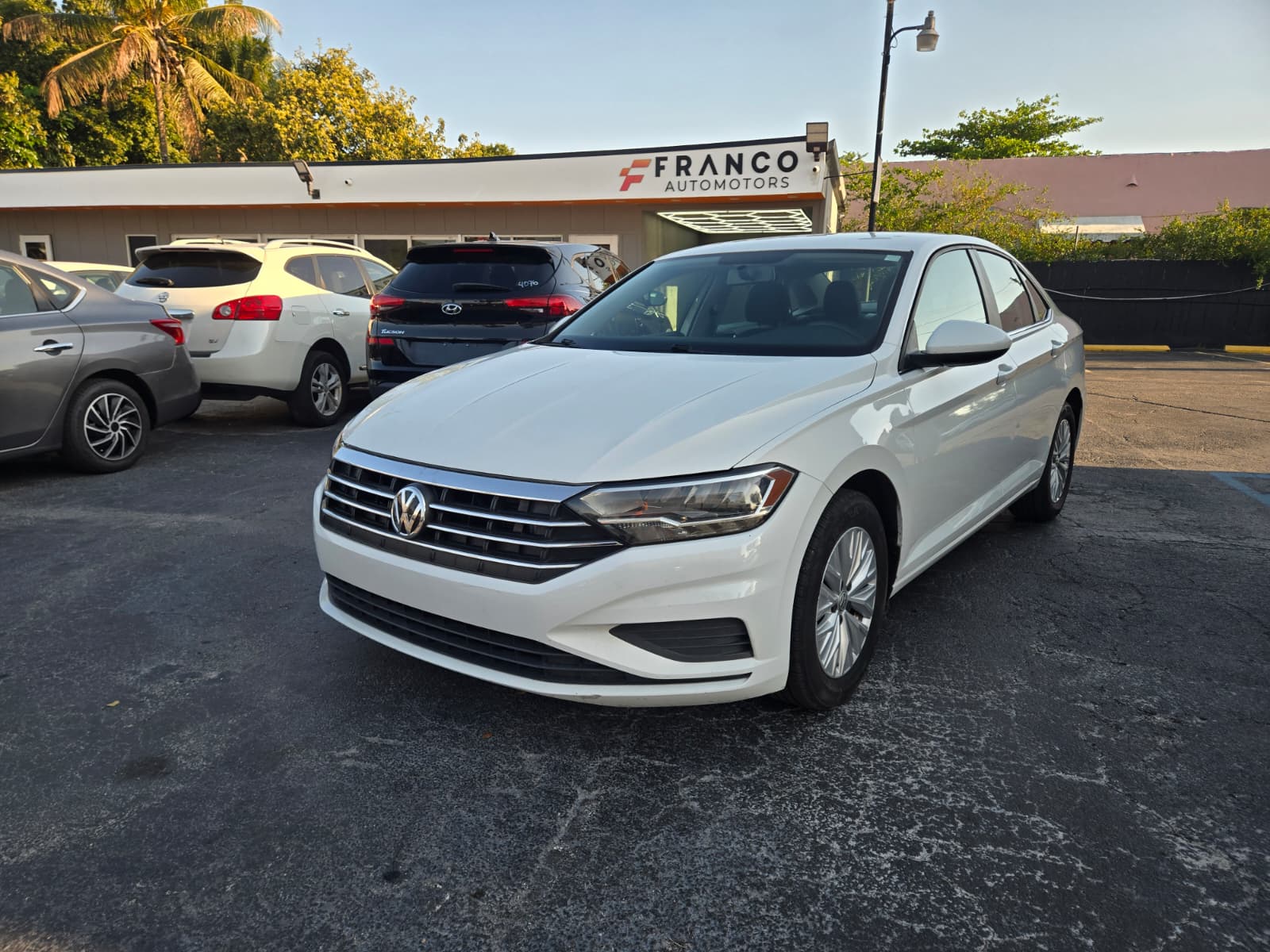 Volkswagen Jetta 1.4T S 2019 (3875c)