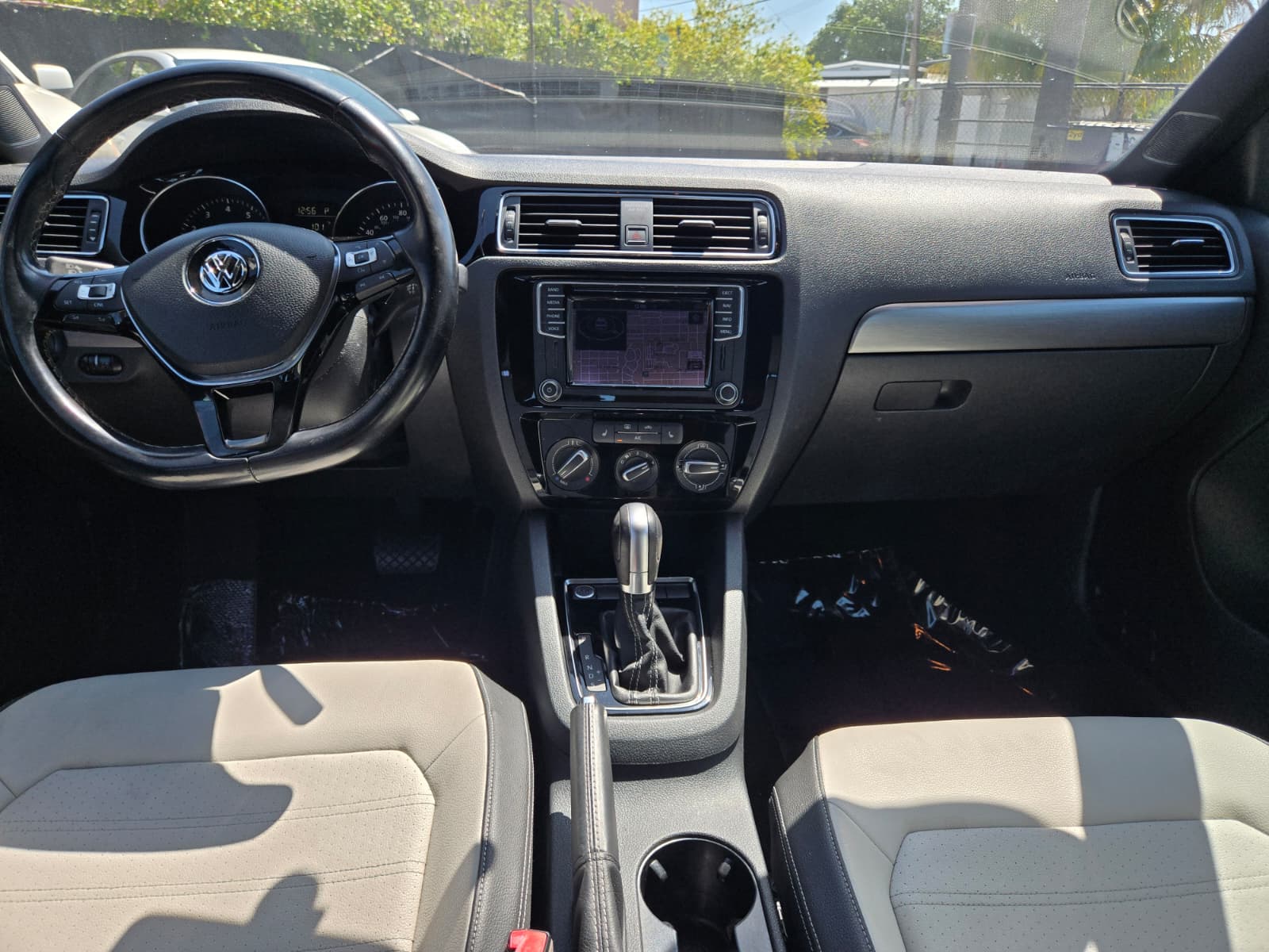 Volkswagen Jetta 1.4T S 2016 (4101) - Imagen 9