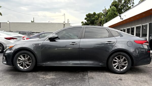 Kia Optima 2020 (3974) - Imagen 8