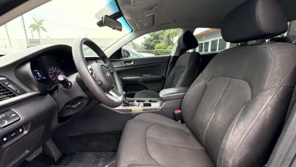 Kia Optima 2020 (3974) - Imagen 14