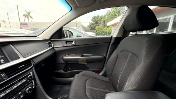 Kia Optima 2020 (3974) - Imagen 16