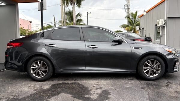 Kia Optima 2020 (3974) - Imagen 29