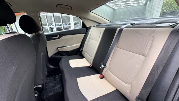 Hyundai Accent 2021 (3925) - Imagen 20