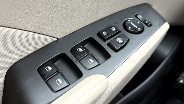Hyundai Accent 2021 (3925) - Imagen 24