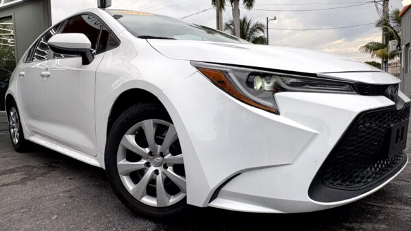 Toyota Corolla 2020 (3986)