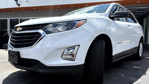 Chevrolet Equinox FWD 4DR 2020 (3750C) - Imagen 33