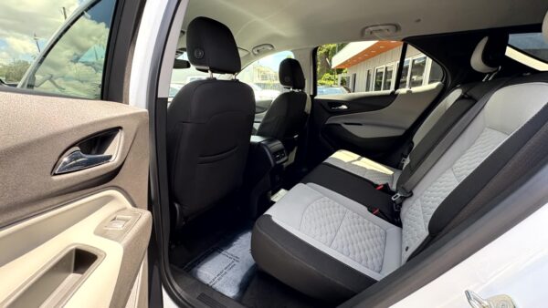 Chevrolet Equinox FWD 4DR 2020 (3750C) - Imagen 19