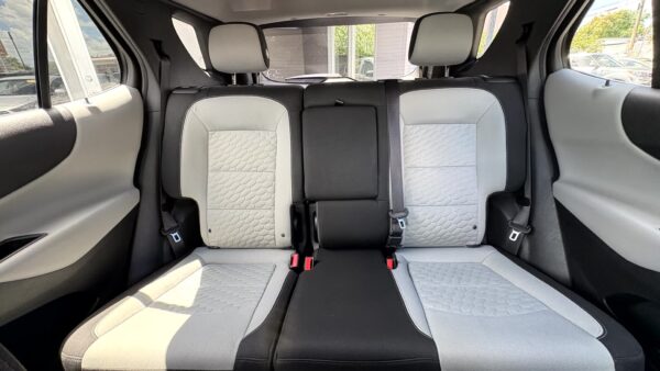 Chevrolet Equinox FWD 4DR 2020 (3750C) - Imagen 31