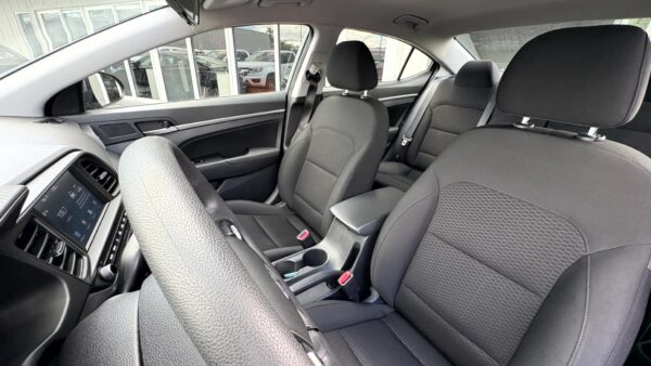 Hyundai Elantra 2020 (4000) - Imagen 5