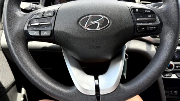 Hyundai Elantra 2020 (4000) - Imagen 19