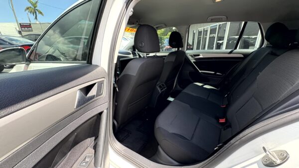 Volkswagen Golf 2017 (4005) - Imagen 7