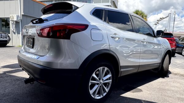 Nissan Rogue Sport 2018 (3931B) - Imagen 6