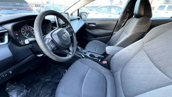 Toyota Corolla LE 2021 (3544C) - Imagen 15