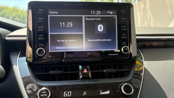Toyota Corolla LE FWD 1.8L 2022 (3654B) - Imagen 9
