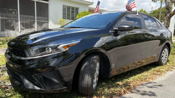 KIA FORTE LX SEDAN 4D 2023 (3842C) - Imagen 25