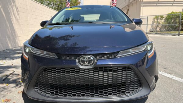 Toyota Corolla LE FWD 1.8L 2022 (3654B) - Imagen 16