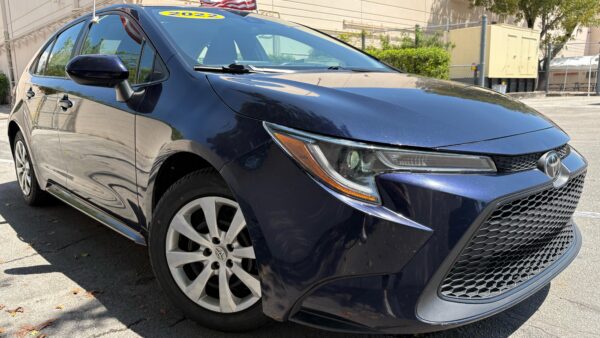 Toyota Corolla LE FWD 1.8L 2022 (3654B)