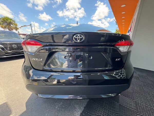 TOYOTA COROLLA LE SEDAN 4D 2021 (3635D) - Imagen 16