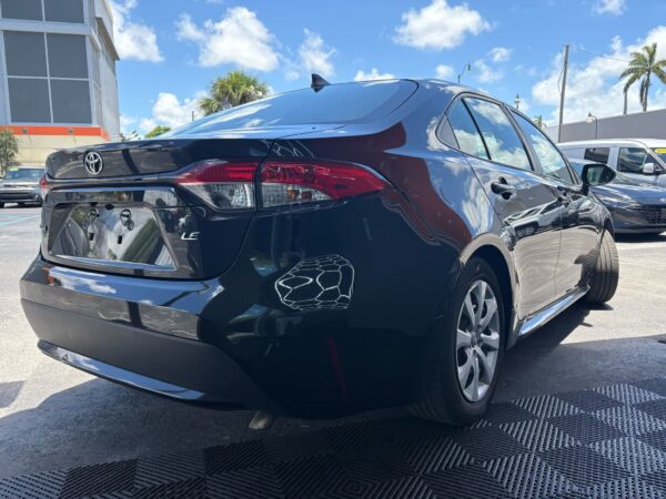 TOYOTA COROLLA LE SEDAN 4D 2021 (3635D) - Imagen 17