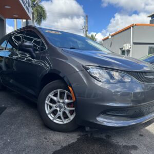 CHRYSLER VOYAGER LXI 2021 (3284C)