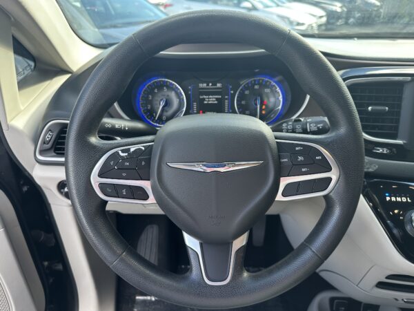 CHRYSLER VOYAGER LXI 2021 (3284C) - Imagen 10