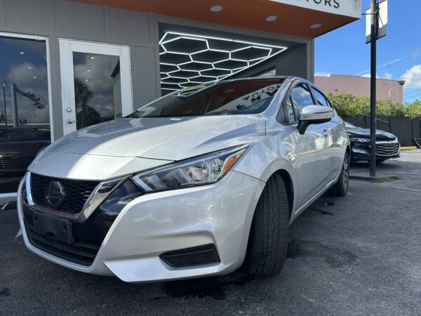 NISSAN VERSA SV 2021 (3738B) - Imagen 2