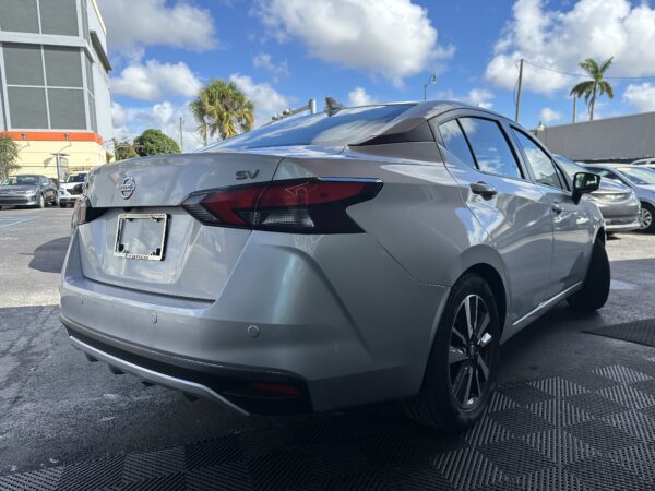 NISSAN VERSA SV 2021 (3738B) - Imagen 6